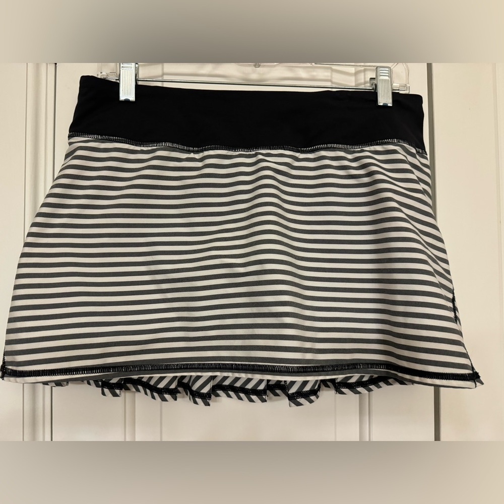 Lululemon Pace Setter skirt 8